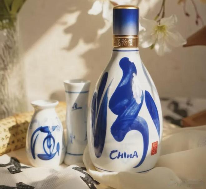 白酒转型阵痛期, 汾酒为何能稳增长?