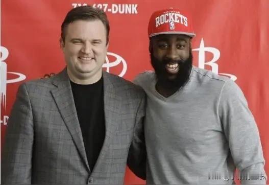 火箭球迷要笑了！5月13，坑了哈登的人终于将离开NBA:据名记Shams最