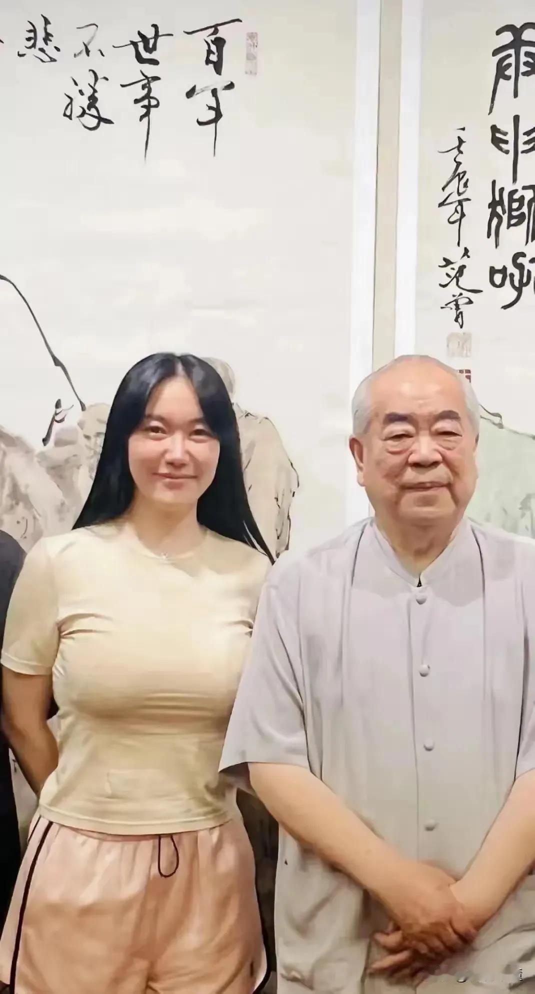 范晓惠的做法，给大家提了醒，不要干涉老人婚姻，否则不要怪老父亲下死手。今年8月，