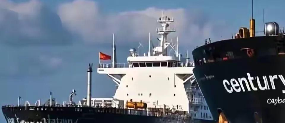 美国这回算是把自己玩进去了，追着一艘空油轮跑了五天五夜，结果被对方连发75次