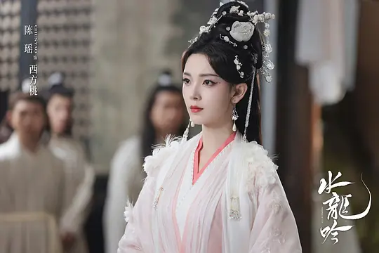 看完《水龙吟》我本来想说，罗云熙身上有着像他饰演的角色一样的强者气质。像唐