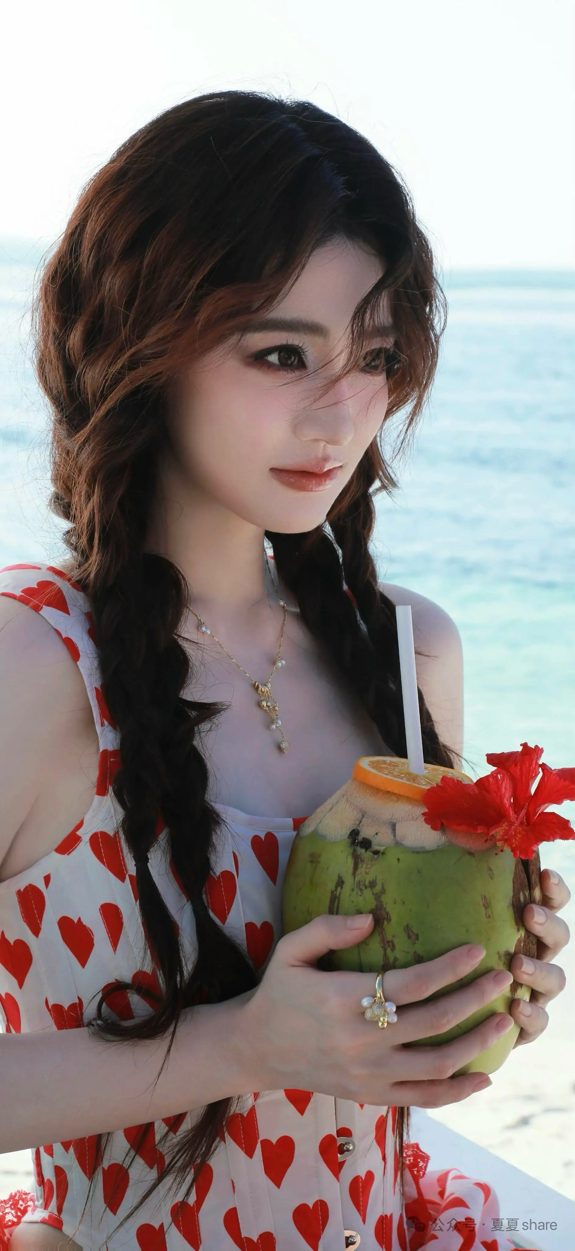 徐璐 海边度假！甜美 性感纯欲风！