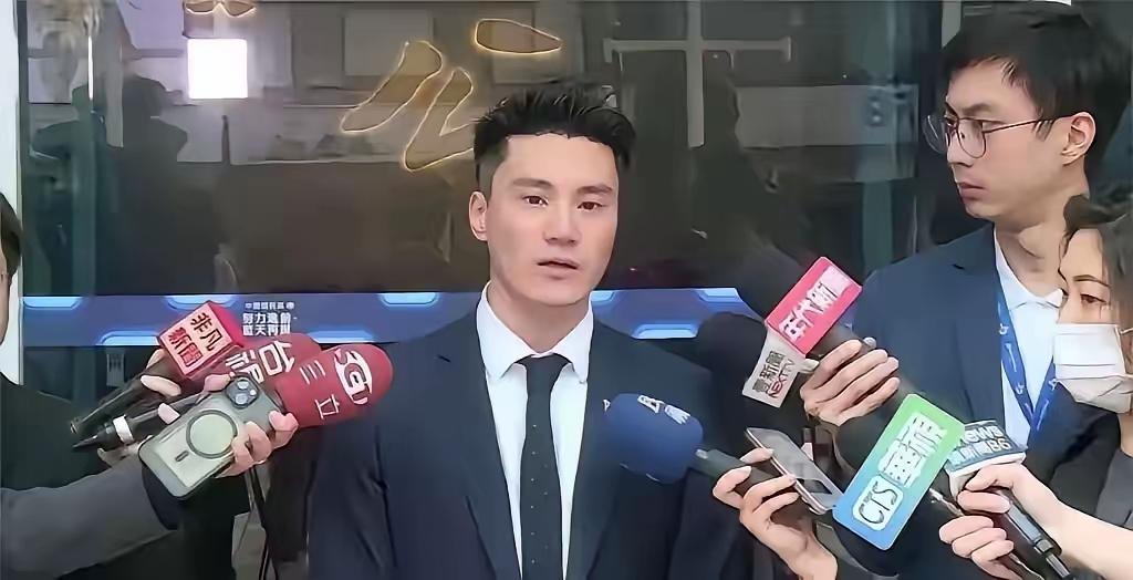 丁瑀下周或被国民党开除党籍，他到底是不是孙中山外曾孙？国民党上百位党代表联署