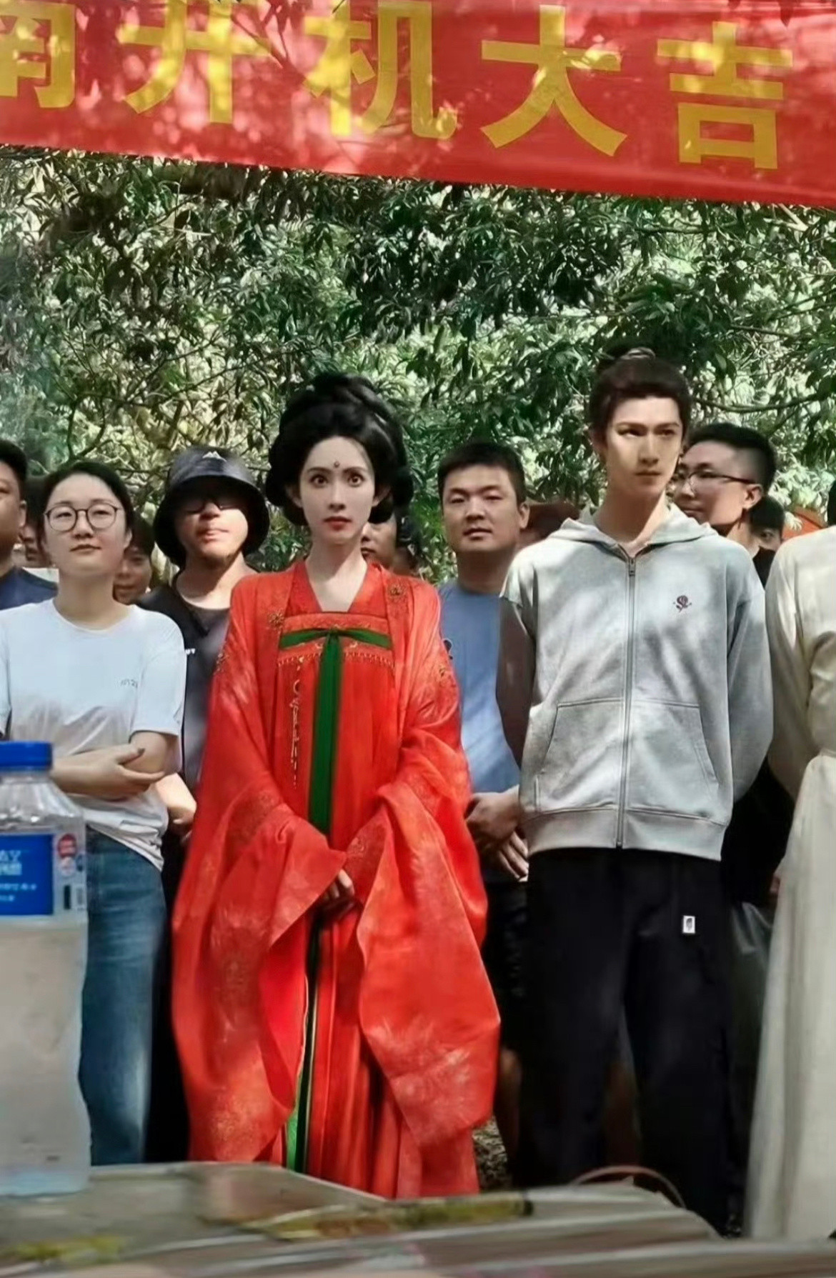 孟子义李昀锐今日开机生图​​​