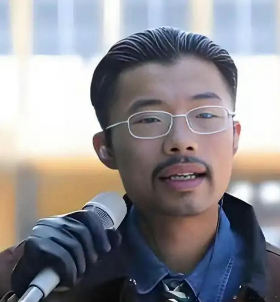 小学未毕业的网红郭有才在媒体给大家讲道德经了