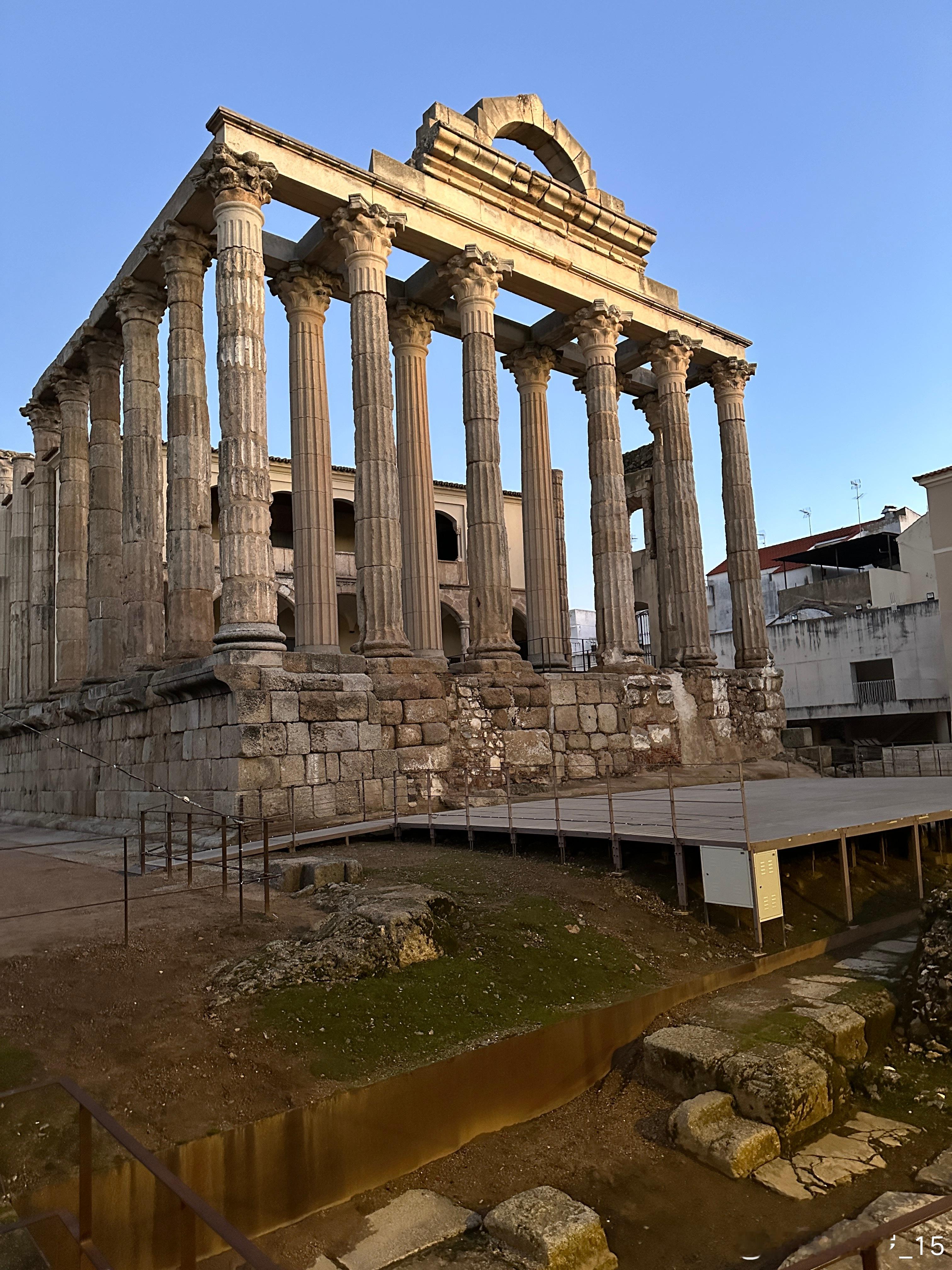 【世界遗产】这简直是这此旅行最为惊喜的收获了。从里斯本前往马德里的路上入住梅里达