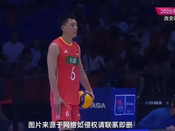 中国男排输球差在哪？两二传秀下限，李咏臻稳定。原本对中国男排是抱有很