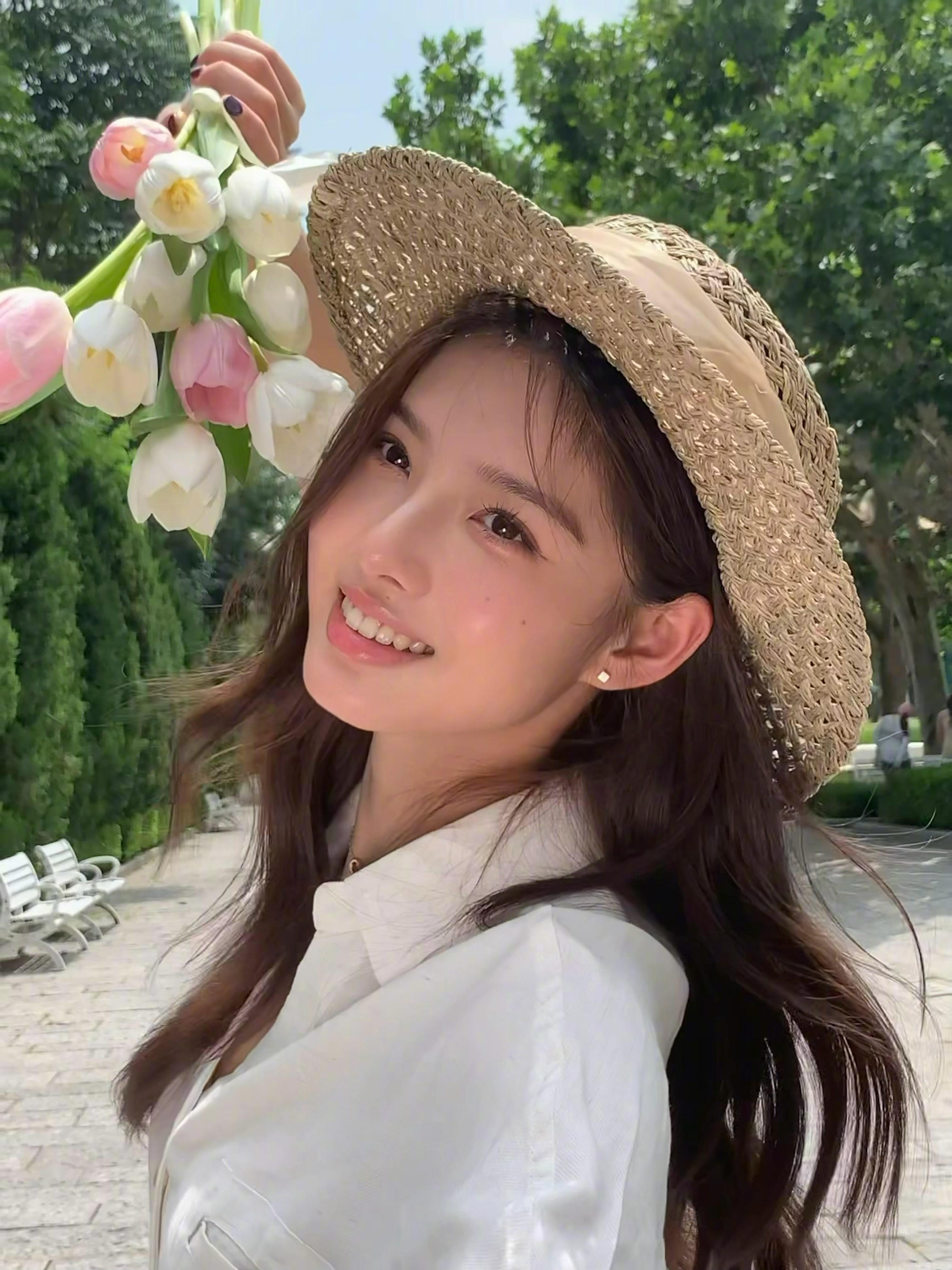 侯明昊叫艾米小艾米艾米祝侯明昊不是生日也快乐侯明昊在艾米生日博下评论“生日快乐