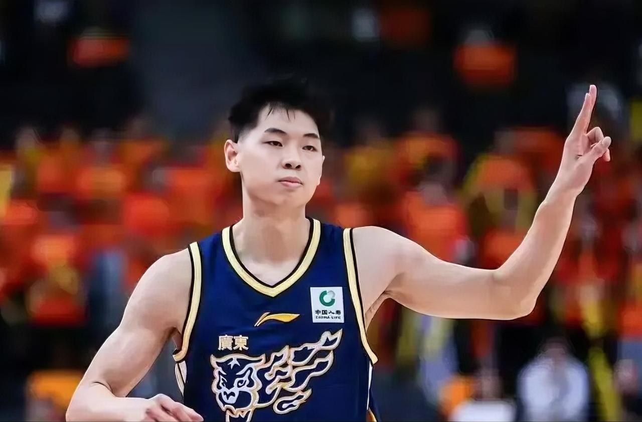 渐入佳境！崔永熙近期2场CBA常规赛表现！！对阵北京：替补上场25分钟，投