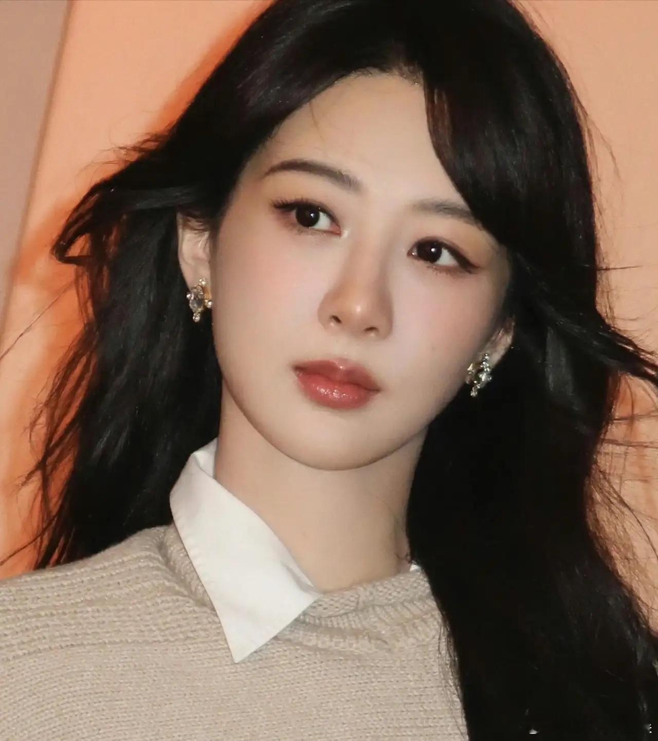1.🥭都市女性成长剧《人生路上》袁泉&李晟联袂主演领衔主演：袁泉➕李晟➕张国立友情客串：杨紫章若楠