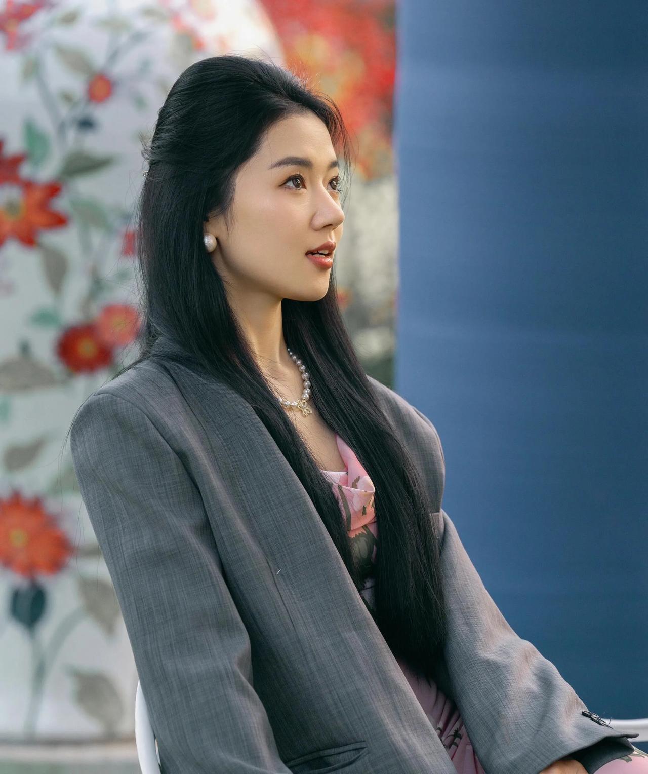 优雅职场女性