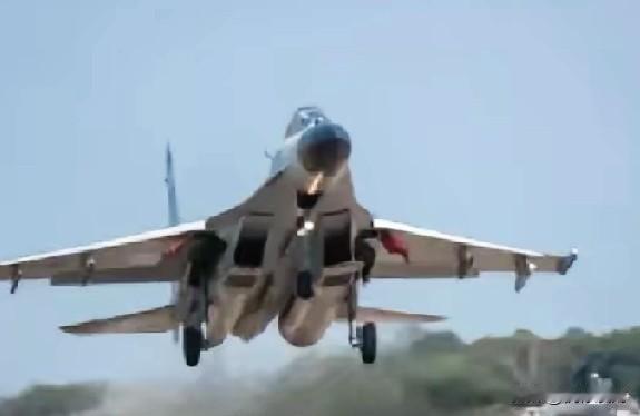 美国印太司令部近几日发布了一则消息，声称美军两架侦察机在南海执行任务时遭到东方大