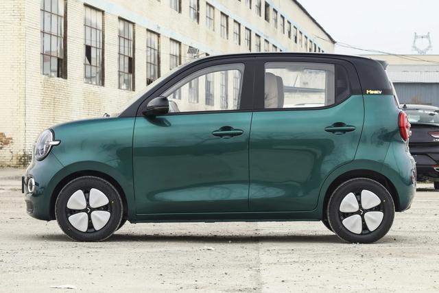 刚刷到消息，第五代宏光MINIEV要在3月下旬上市了，先跟大伙唠唠我看到的信息和