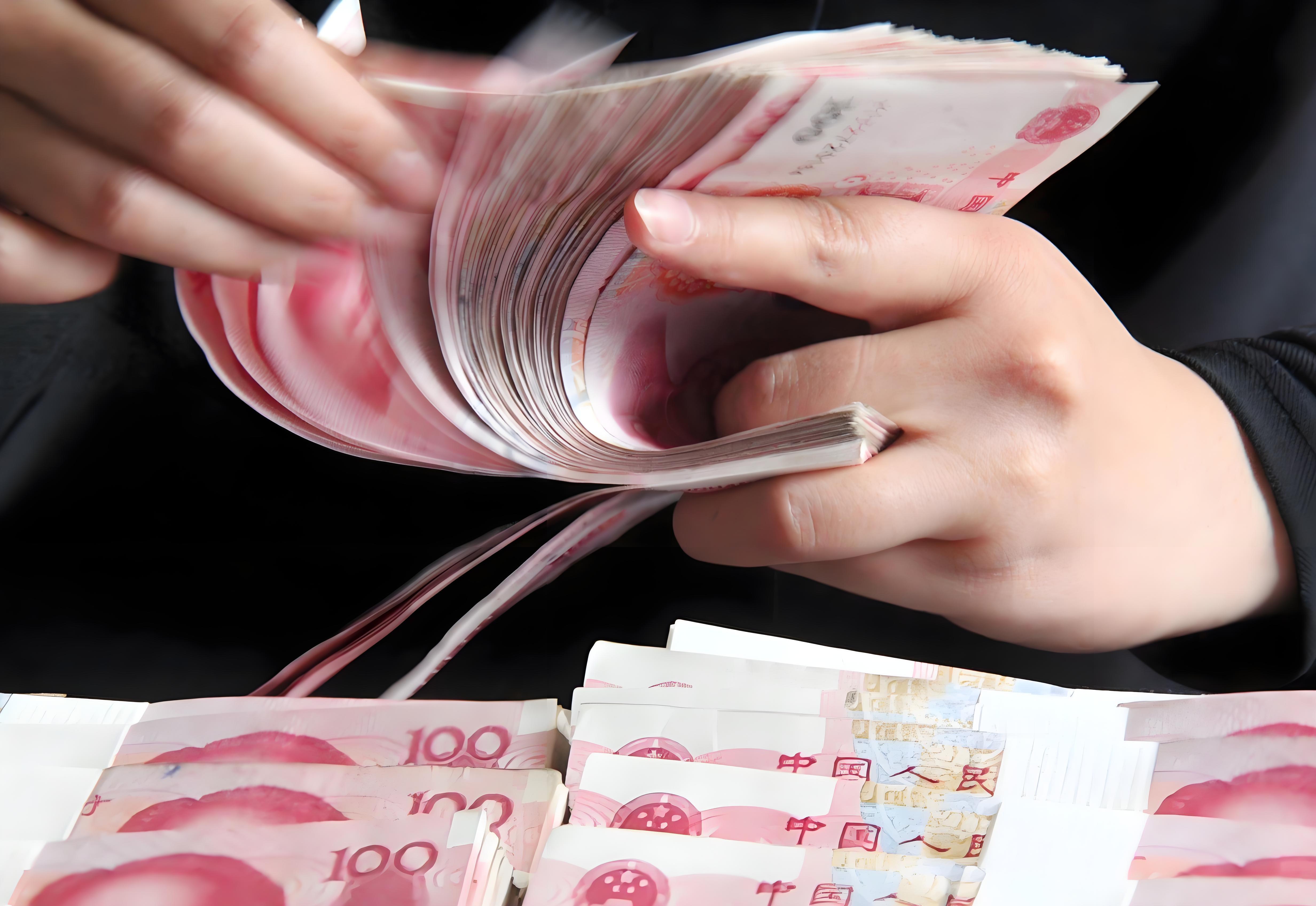 一组数据，一组周末加餐的数据：大概7成人的存款超过10万元大概3成人的存款已经超