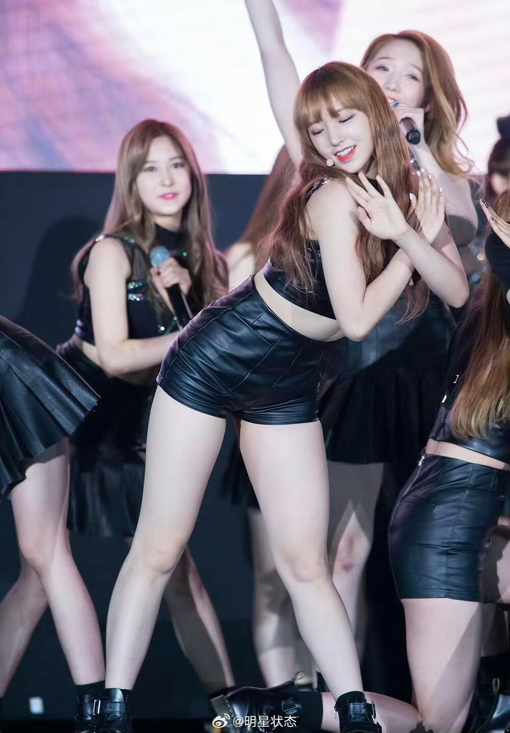 程潇早年女团身材好壮​​​