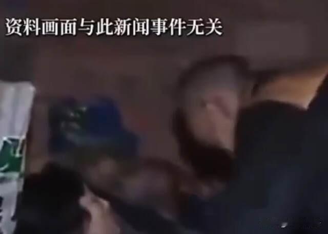 广西，70多岁的男子，看到同村有位女子独居在家，拿出现金引导女子，想要跟女子发生