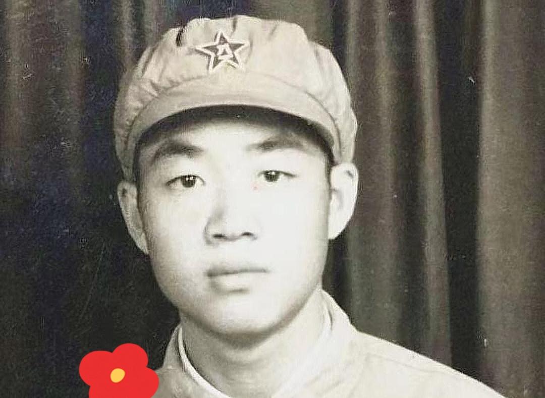 1951年，志愿军张典文擅自朝美军帐篷开了一炮，连长大怒，正要处罚他时，团长紧急