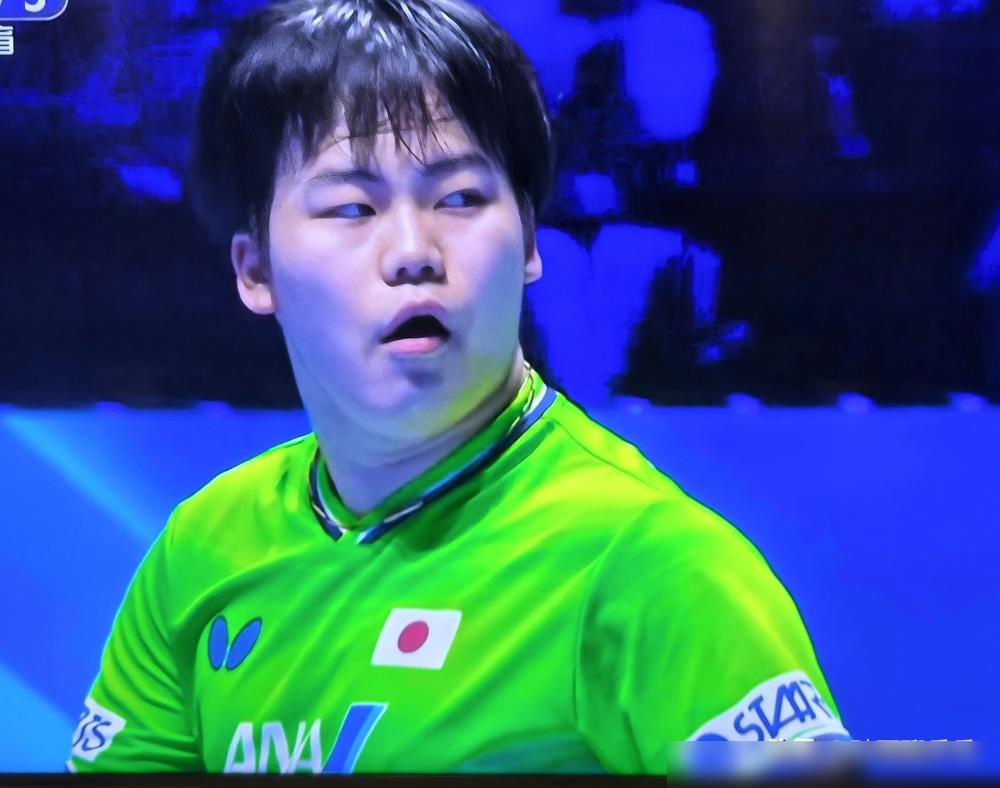 别再吹王楚钦那场逆转了。我告诉你，那根本不是技术胜利，那是一场教科书式的“天