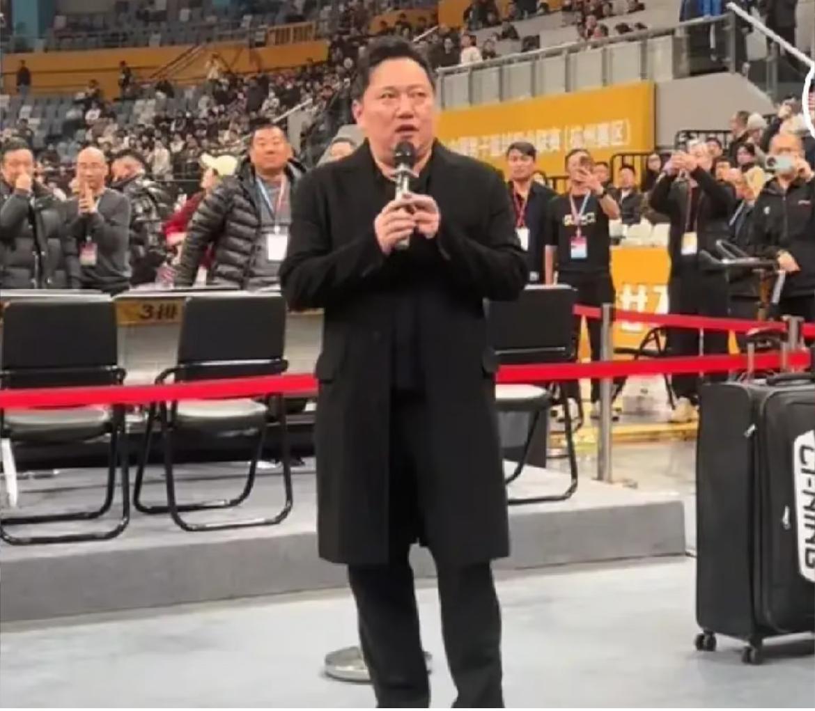 楼明坦言广厦男篮可以改名，这番表态暗藏深意很多浙江球迷心里忐忑：难道