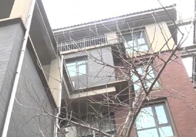 太离谱！陕西宝鸡，男子高高兴兴准备买套房，购房前，他去打印征信报告，谁知竟然发现