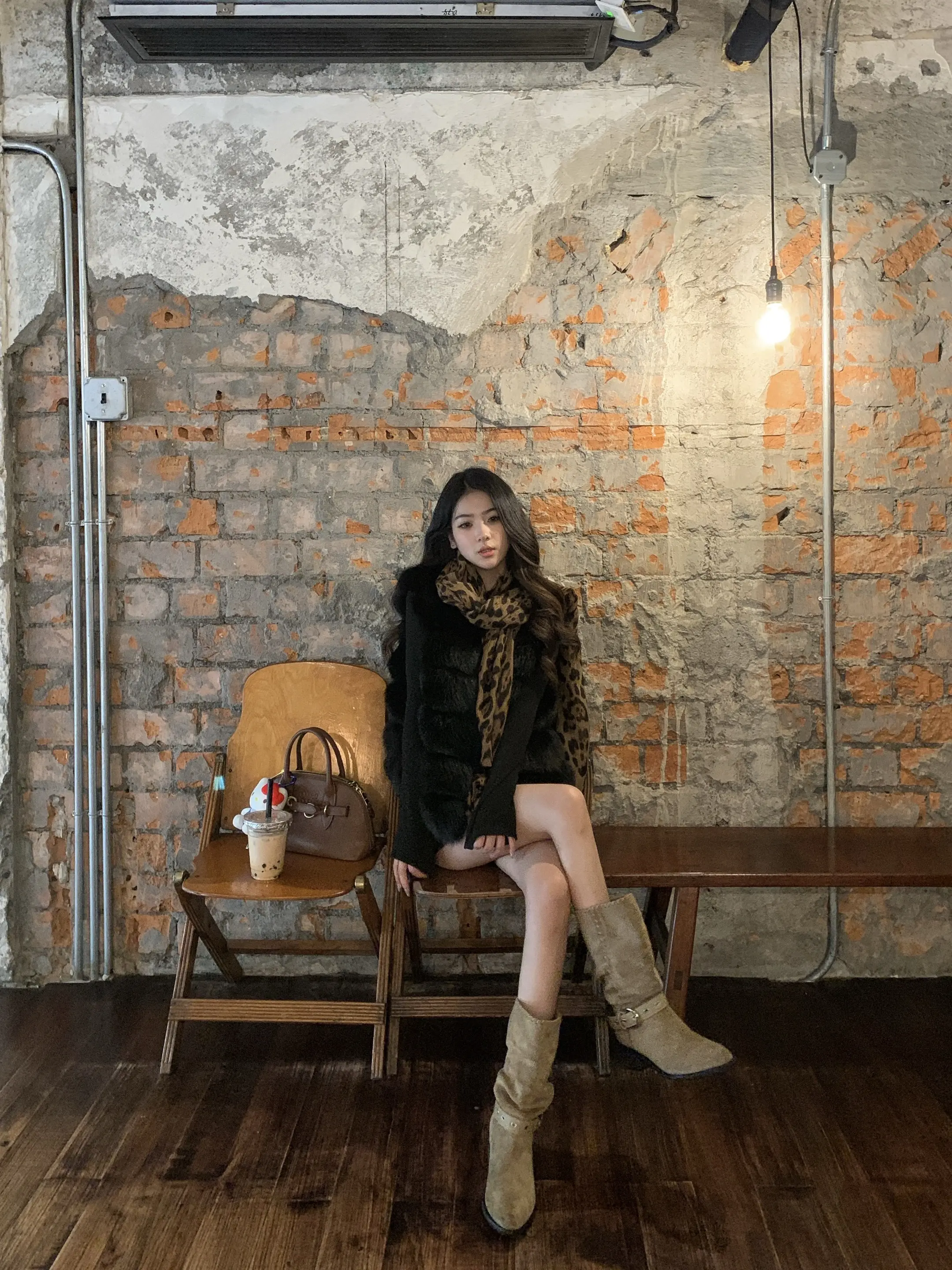 citygirl穿搭 chic氛围感 御姐ootd穿搭 豹纹丝巾 千禧穿搭