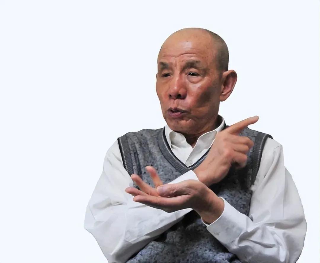 万万没想到，魏宗万老爷子去世前做的最后一件事，不是留遗嘱分家产，也不是想