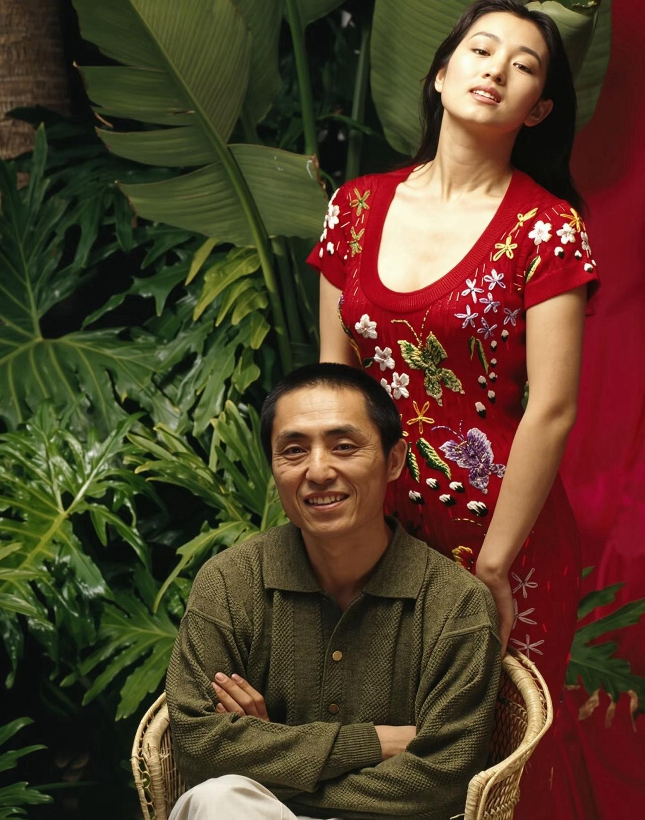 向太回忆起往事：29岁巩俐含泪逼婚被拒，张艺谋在日本哭了一整晚向太陈岚曾感慨，