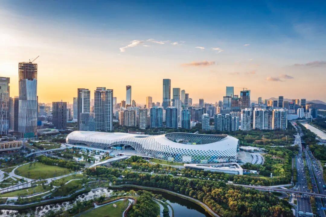 深圳GDP冲击四万亿！2024年深圳GDP为36801.87亿元，和四万亿大