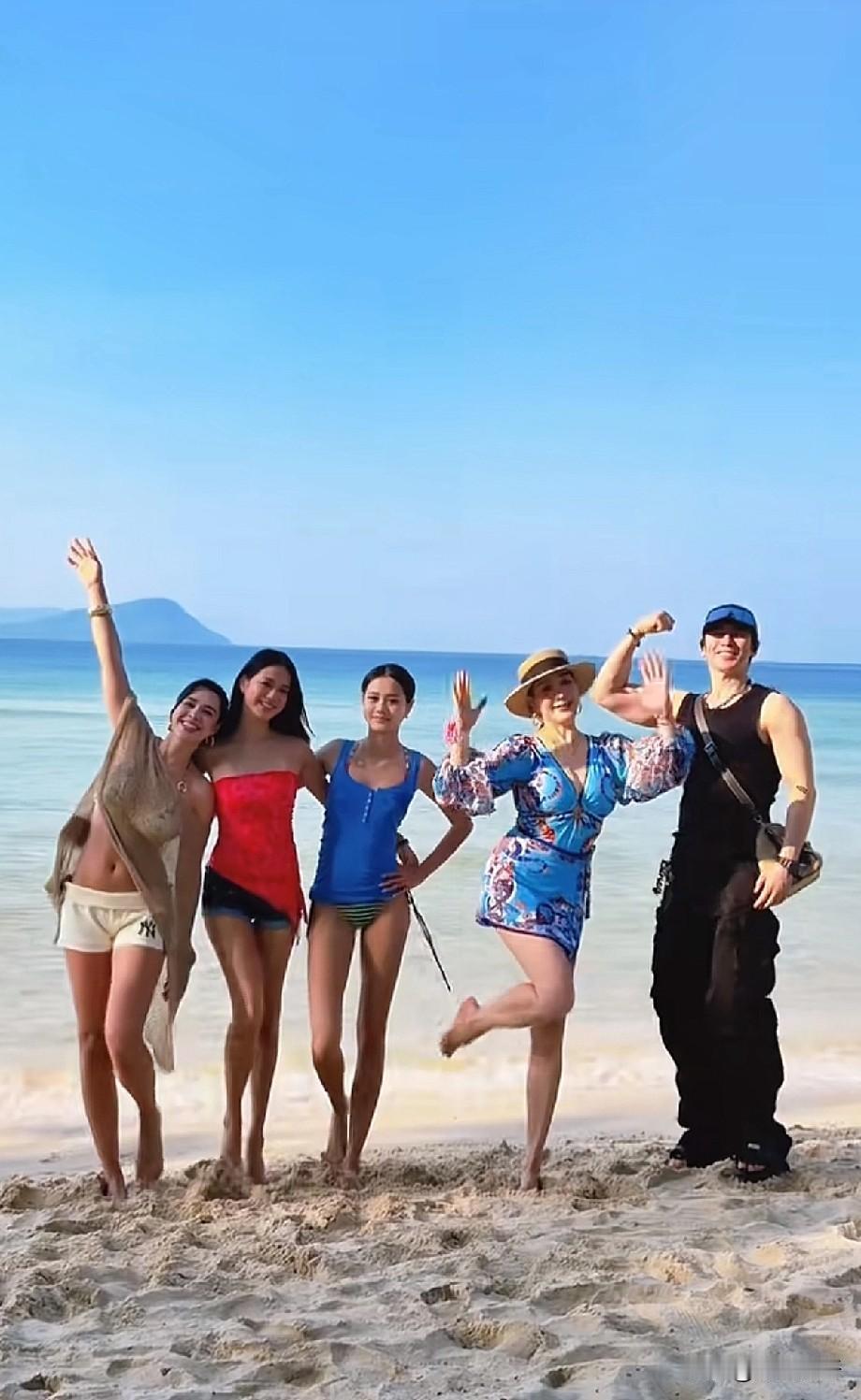 张伦硕享福了，无痛三个女儿，人生赢家。这一家人状态太令人羡慕了晒图笔记大赛钟丽