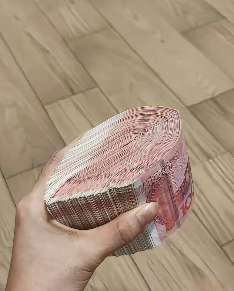 这个车是非开不可吗？朋友来找我借钱，开口就要5000块。我问为什么要这么多