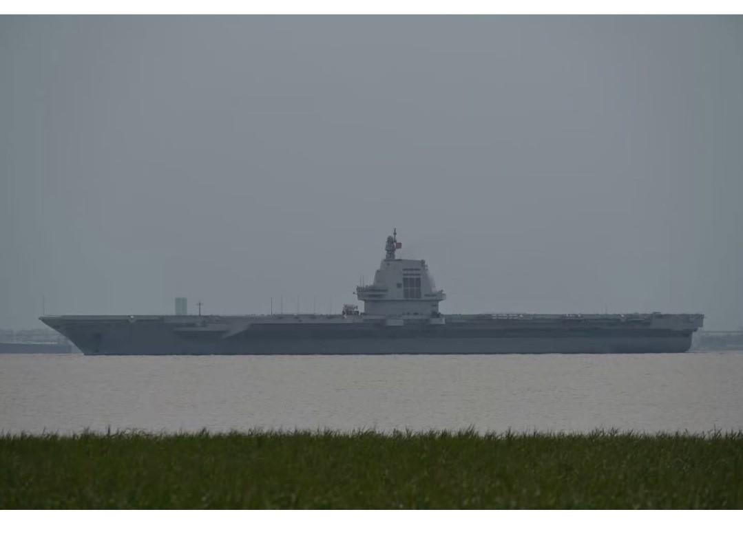 福建舰出发南下！南边航母基地同时传来好消息，五角大楼承认错判了形势近期一直紧
