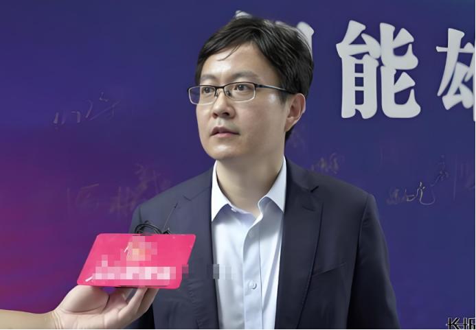 某运营商省公司总经理调走 去集团重要部门当总经理 位子不错！根据中国电信集