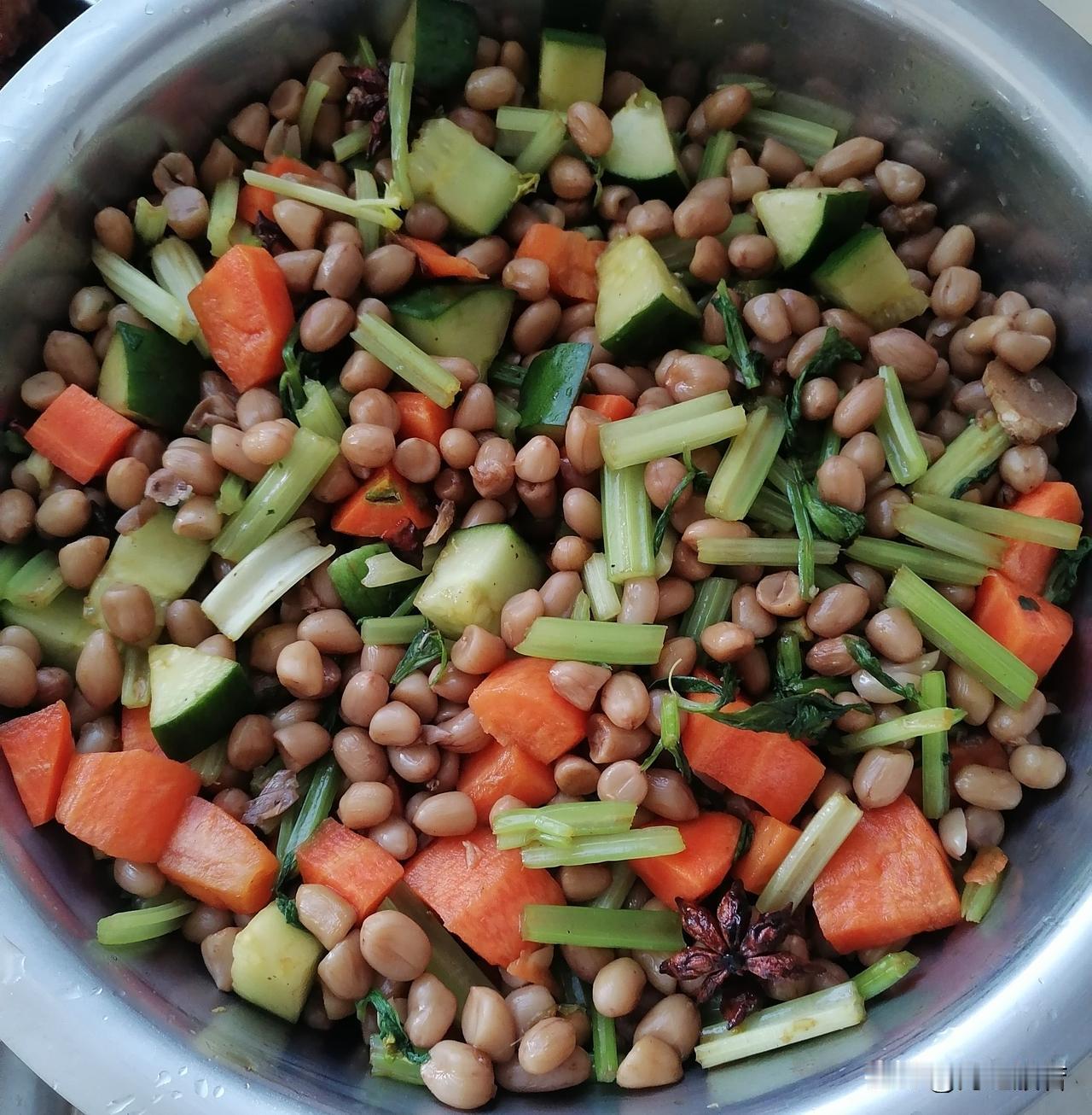 快点过年吧，不然我的年货备不完了，过几天弟弟一家回来，为了让老爸省心省力，他们也