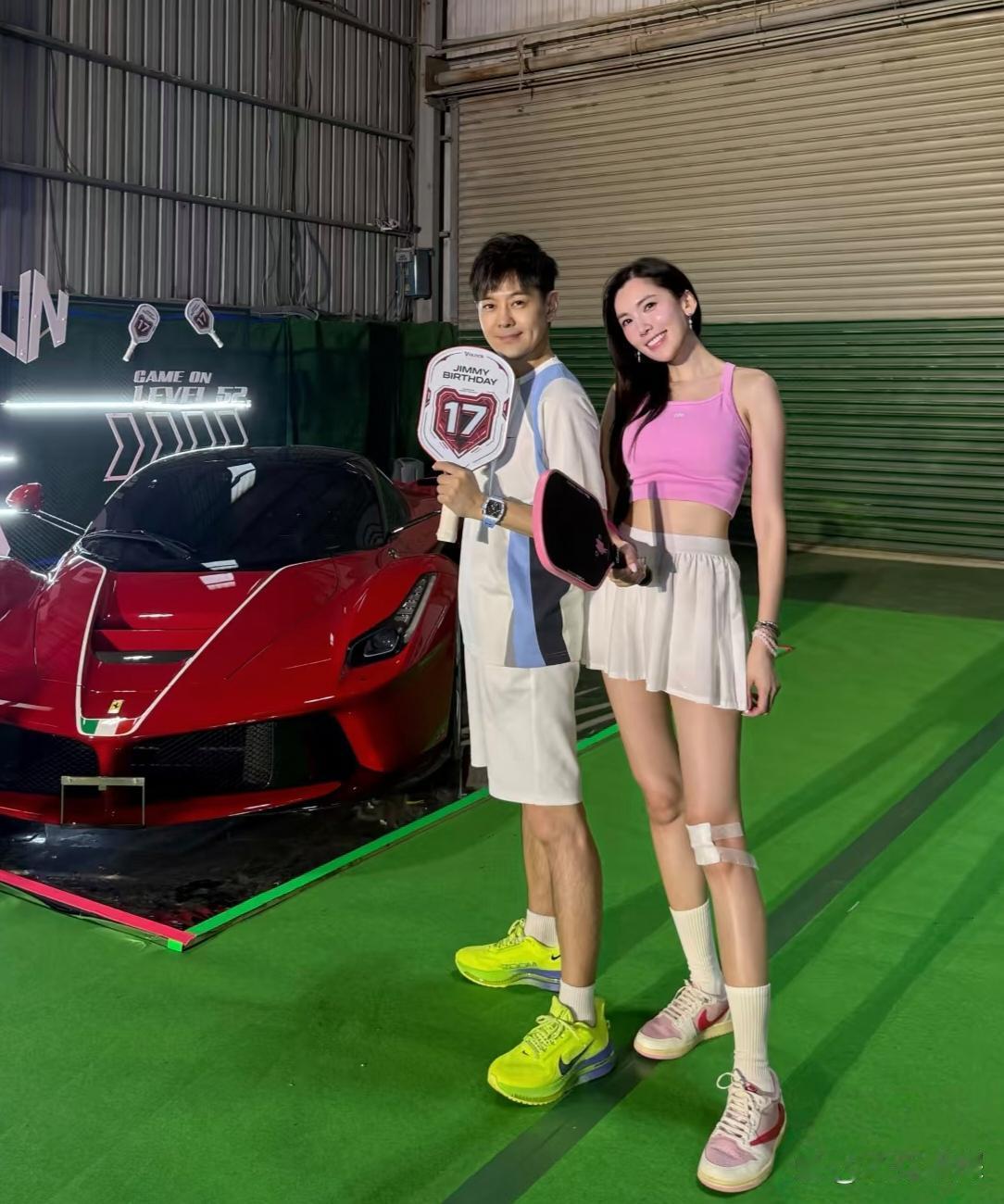 52岁林志颖和老婆陈若仪穿上球衣像大学情侣，看着太年轻了吧​​​