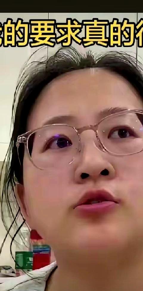 婚礼请柬都快发出去了，卡住的却是15.8万彩礼。表妹和男友是大学同学，谈了5年