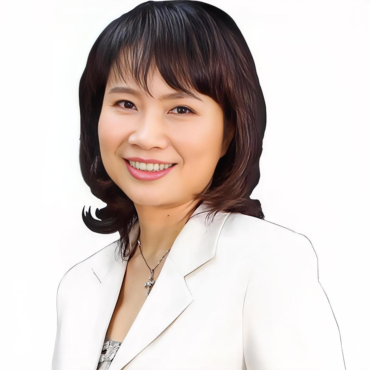 点赞！台湾媒体人陈凤馨这番话说得是真到位，真透彻。近日，陈凤馨在一档电视节目
