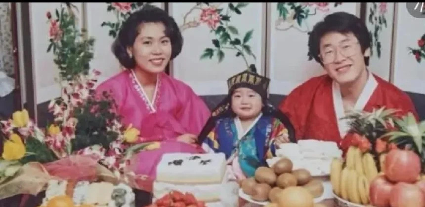 李在明夫人不简单一个首尔中产家庭出身的女子，嫁给了当年还