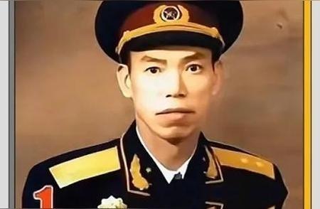 有一句曾泽生的感慨，常常被人们在回顾1955年授衔时提起：“感谢彭老总，让我