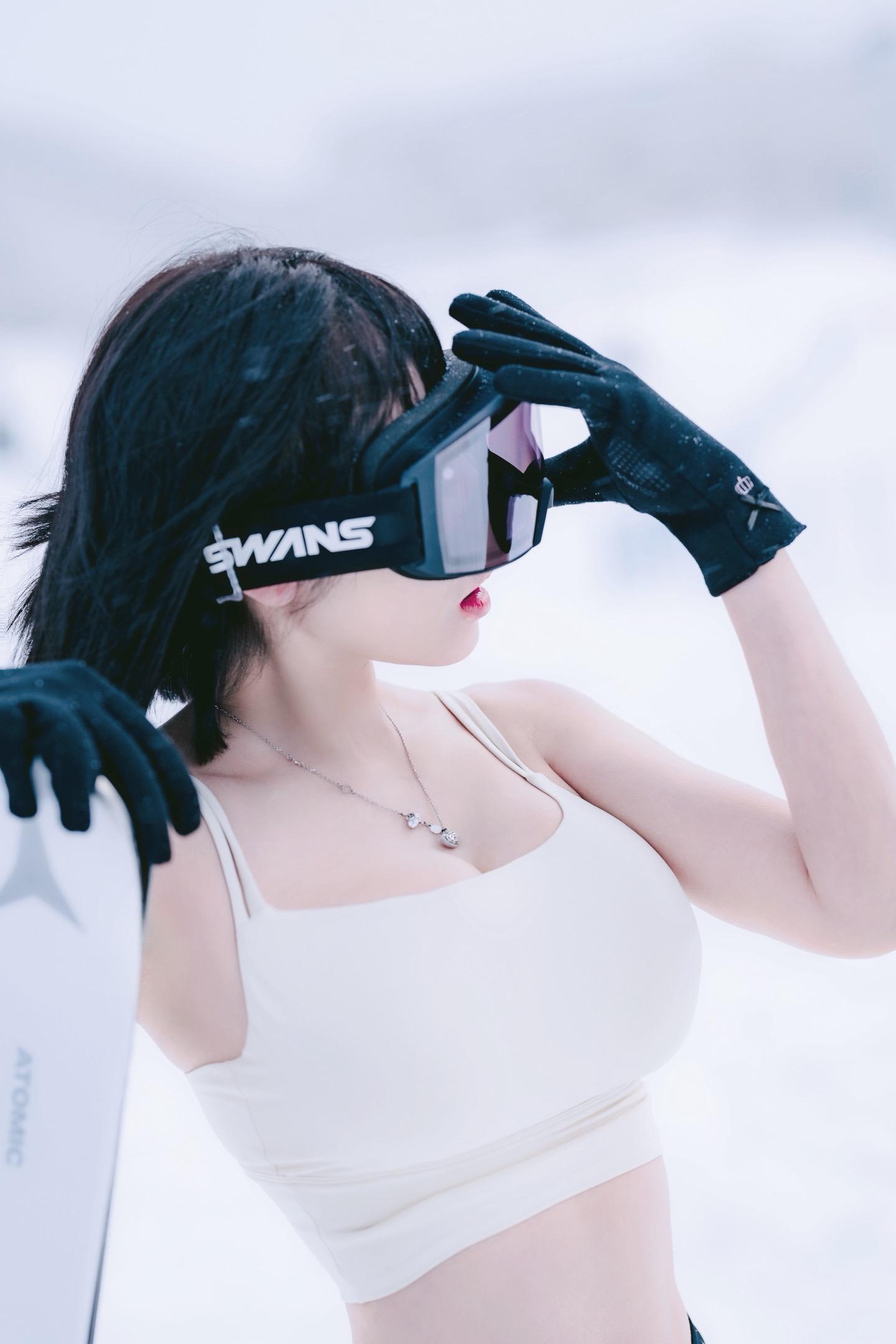 热爱风雪和这个白色世界。