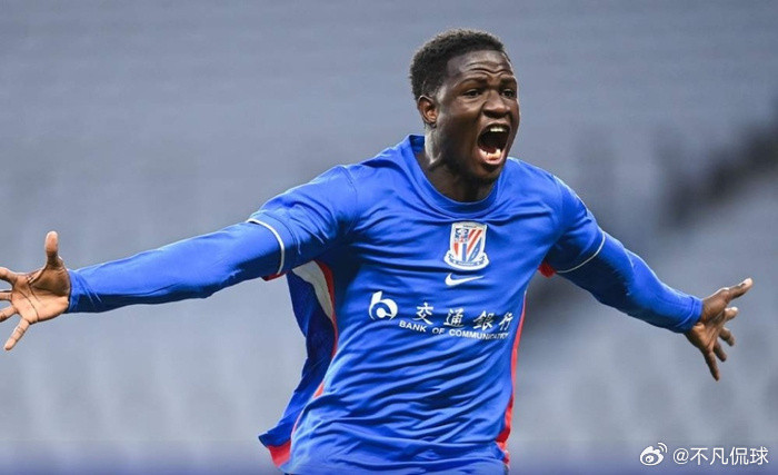 上海申花斯卢茨基:盖伊、米内罗和李可3名球员，都有不同程度的伤病。米内罗，我们希