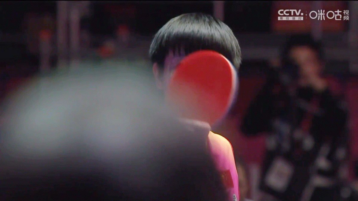 釜山之夜，你用冷静撕破困境；多哈之巅，你凭坚韧打破心魔。25岁孙颖莎，属于你的小