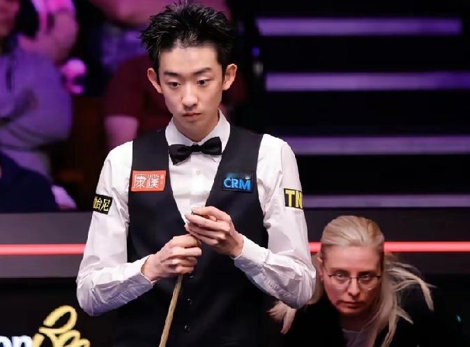 除了赵心童，还得看吴宜泽，解球能力进步太多，真是好样的，小吴今晨没掉链子，9-7