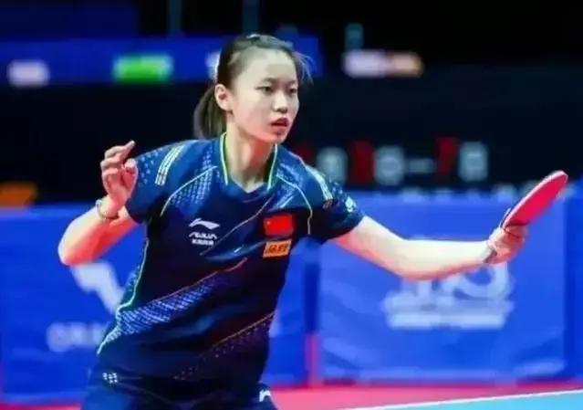 匪夷所思？国乒选手韩菲儿居然败给香港15岁的小将？国乒23岁的韩菲儿，被香港15