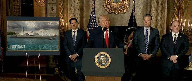 笑不活了！特朗普要造“个人专属战列舰”这波操作堪称美式霸权自恋天花板前脚