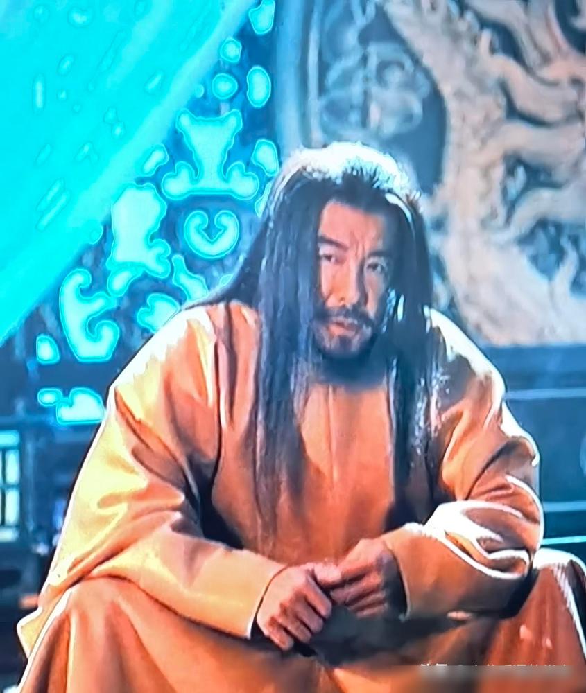 认个小自己十岁的异族当干爹，石敬瑭当年的卖国骚操作总算被拍明白了。936年那场令