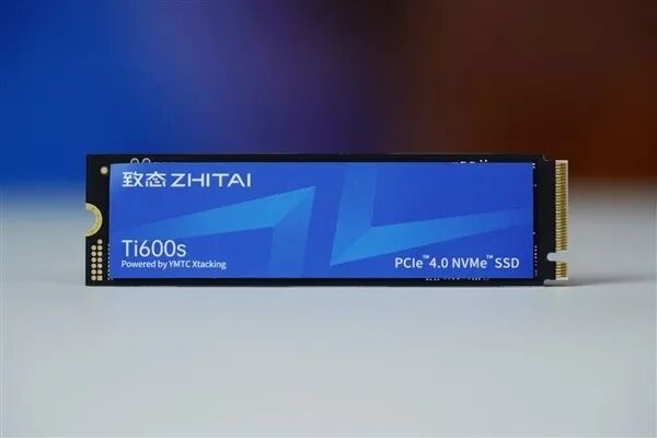 长江存储跃居全球第二! 营收份额一年从9%飙到14%