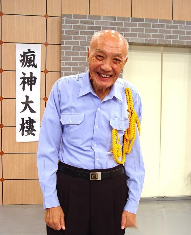 极其诚恳的一句人生忠告：“只有你老了才会懂得，所谓的天伦之乐，只不过是自欺欺人的