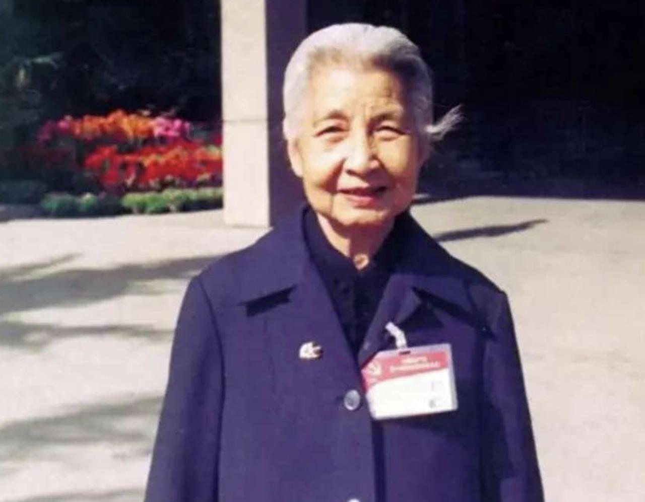 “我跟随毛主席半个世纪，并不是靠个人感情和恩怨，而是出于信仰。我对我选择的信仰至