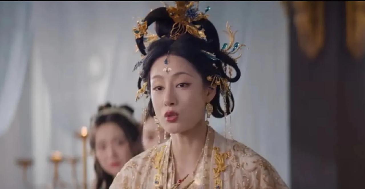 《与晋长安》发现没有秦妃疯批的样子对段熬泽的爱真让人窒息段熬泽跟秦妃姐姐