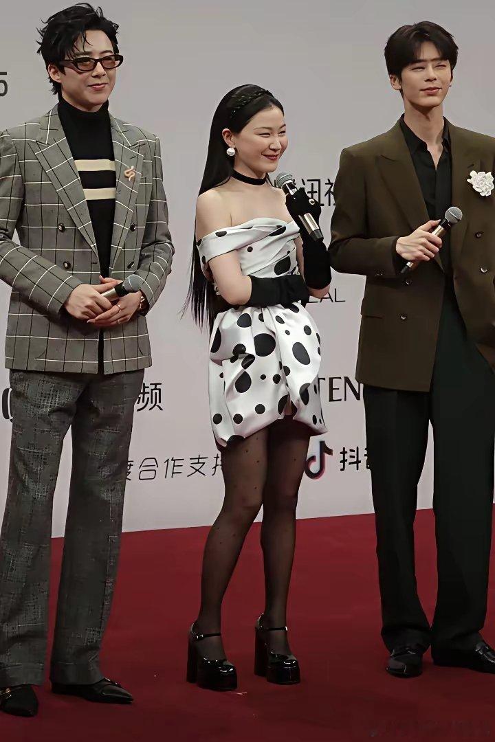 刘宇宁，对不起，我没办法继续喜欢你了！不是因为你长得不够帅，也不是因为你演技不好